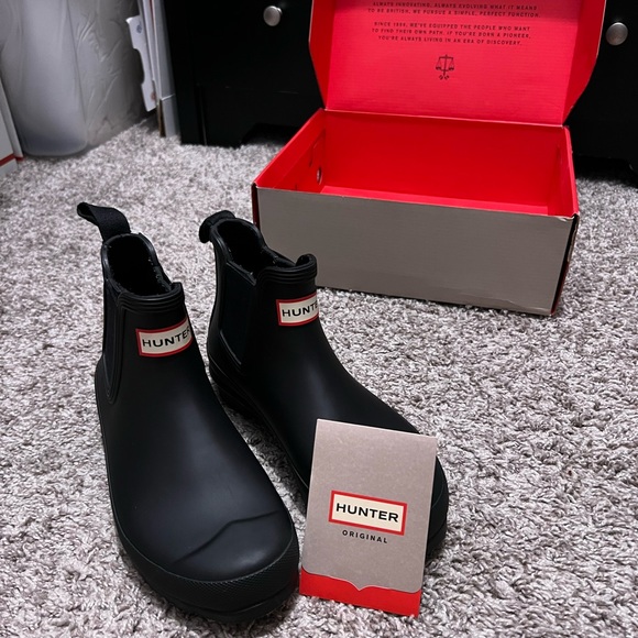 SOLD NWT Hunter Boots Chelsea Short Rain Boots - Picture 10 of 16